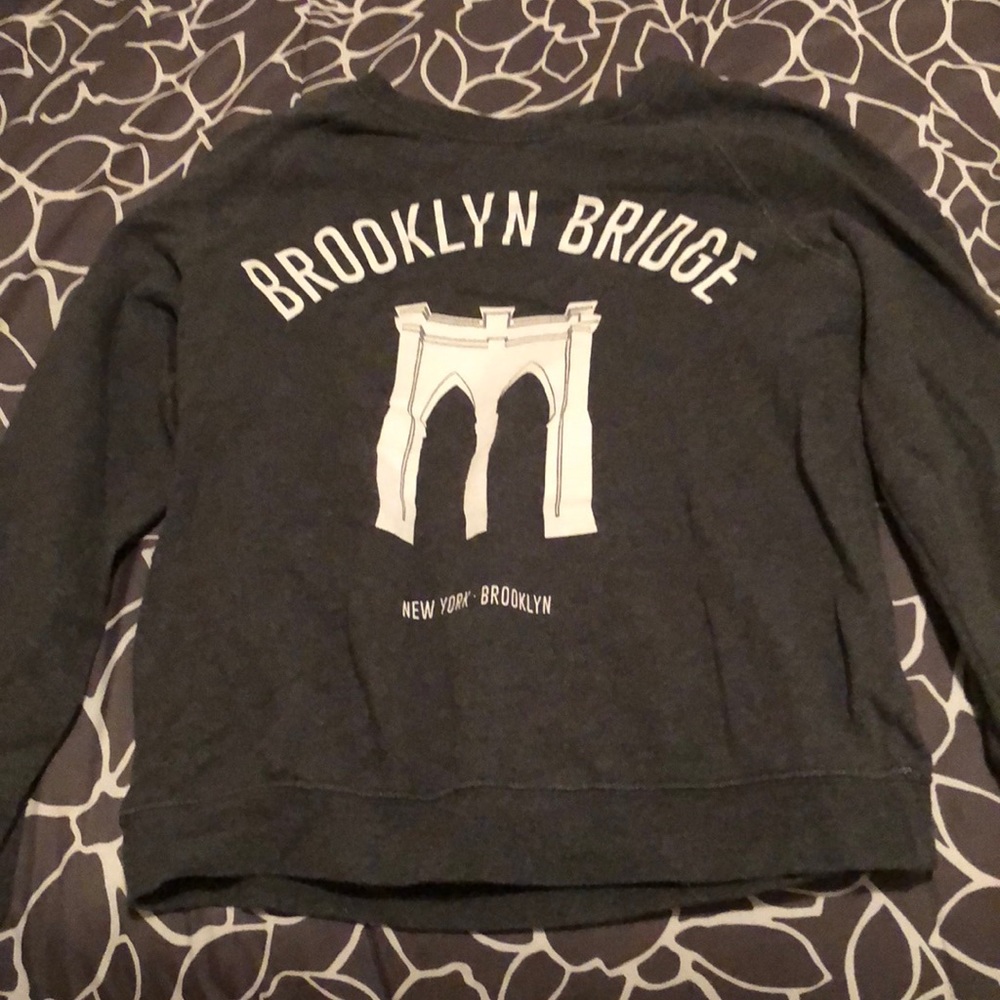 Brooklyn Bridge sweatshirt